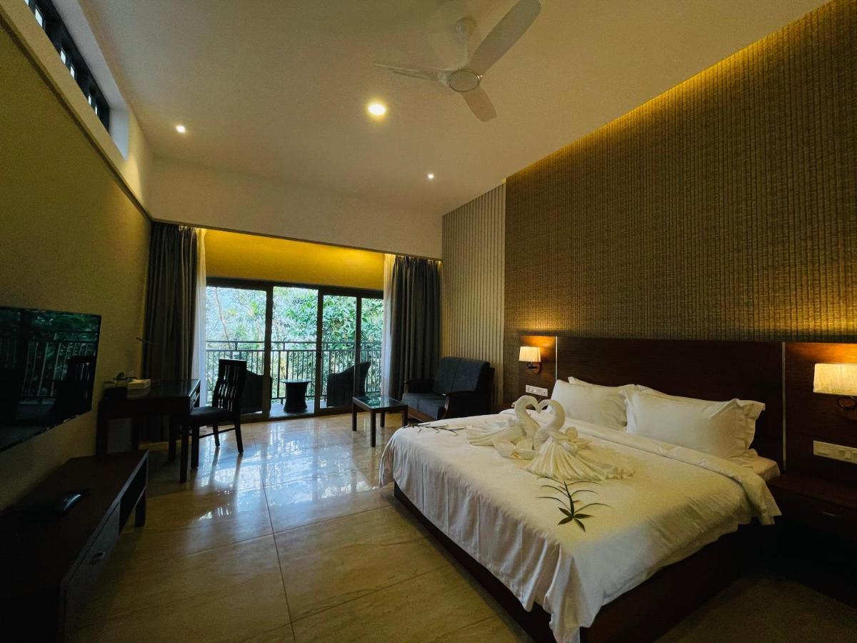 מונאר Elephant Passage מראה חיצוני תמונה Deluxe room at the resort